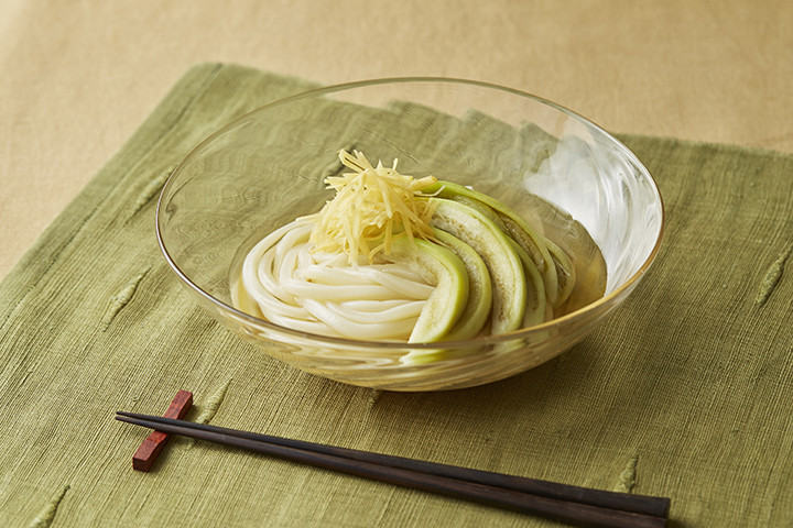 なすとしょうがの冷やし白だしうどん