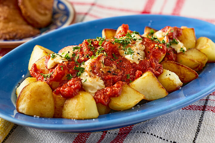 パタタス・ブラバス（スペイン風ポテトフライ）