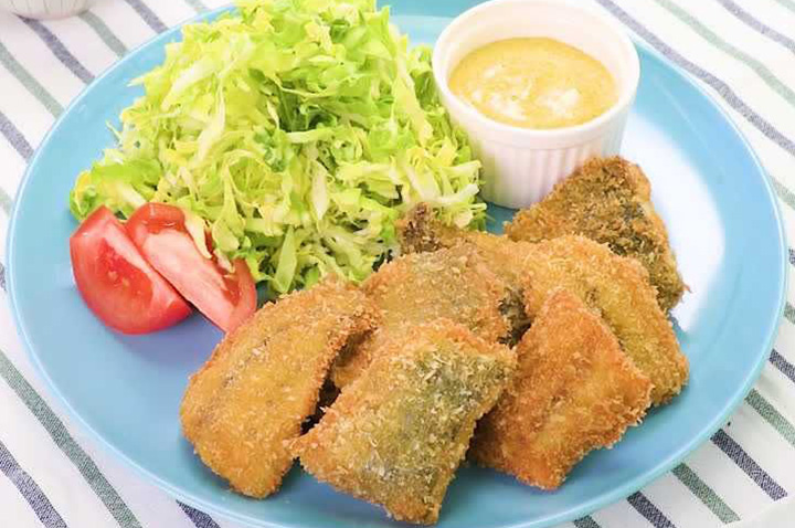 ソースも決め手♪ カレーアジフライ