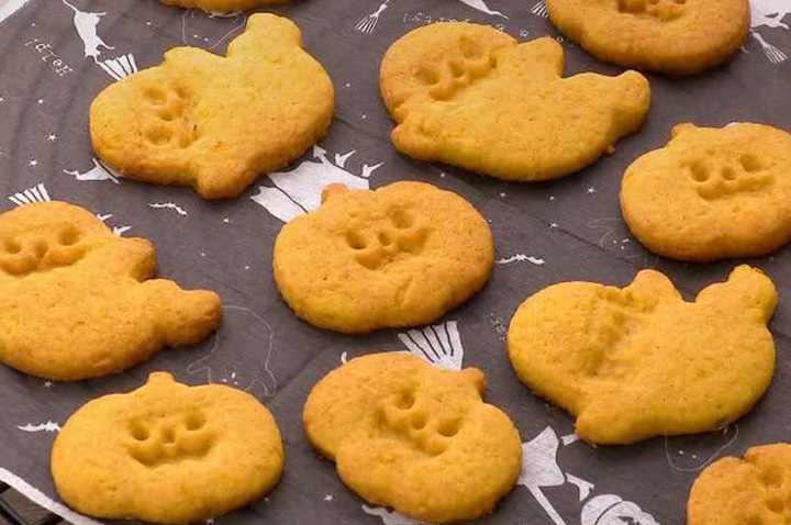 ホットケーキミックスで！ かぼちゃのハロウィンクッキー