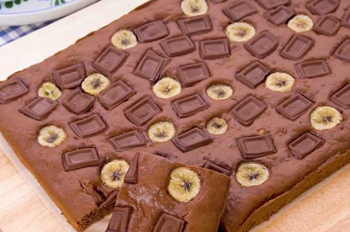 簡単おいしい♪ 天板チョコバナナケーキ