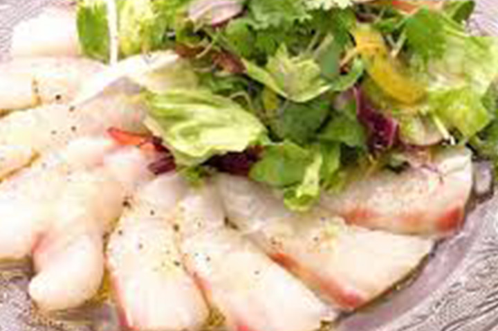 カット野菜を活用して簡単に！鯛のエスニックカルパッチョ