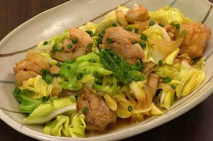 ごはんがすすむ♪ 春キャベツと鶏肉のプルコギ