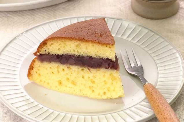 炊飯器でビッグな！あんこサンドケーキ